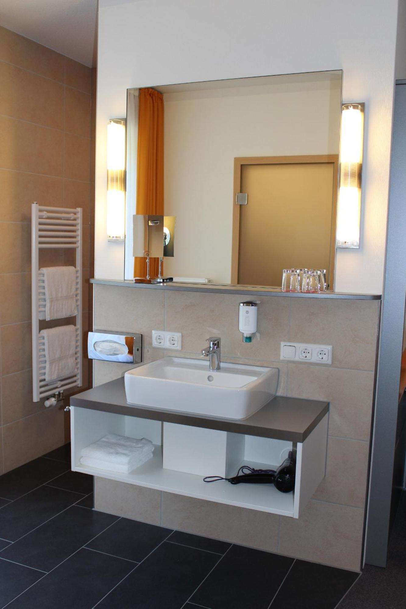 Hotel Ripken Kirchhatten ห้อง รูปภาพ