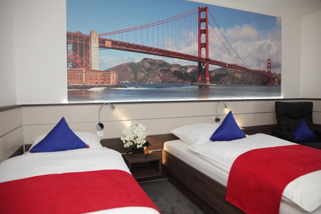 Hotel Ripken Kirchhatten ภายนอก รูปภาพ