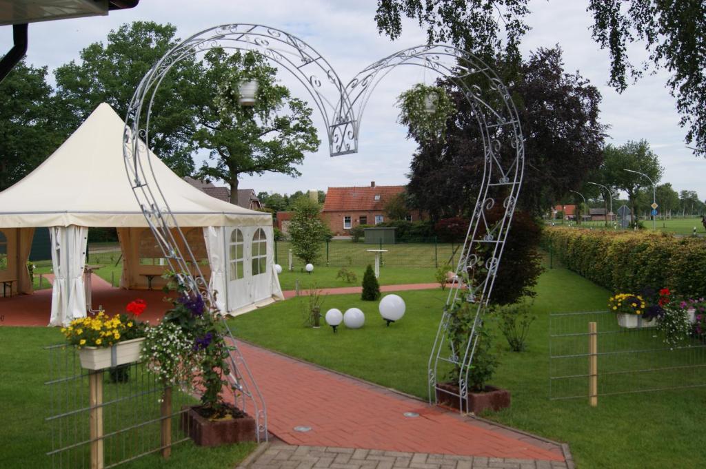 Hotel Ripken Kirchhatten ภายนอก รูปภาพ