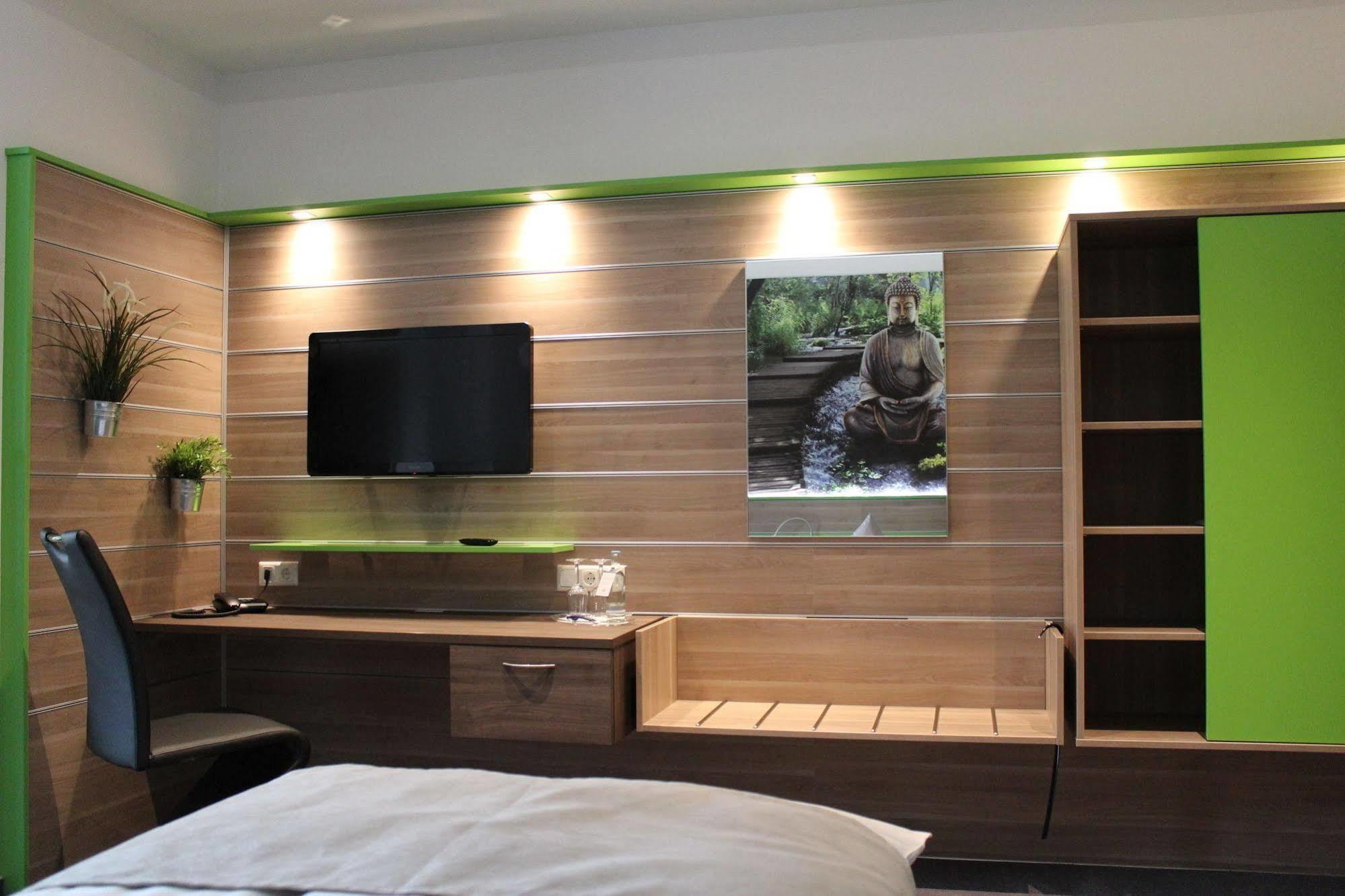 Hotel Ripken Kirchhatten ภายนอก รูปภาพ