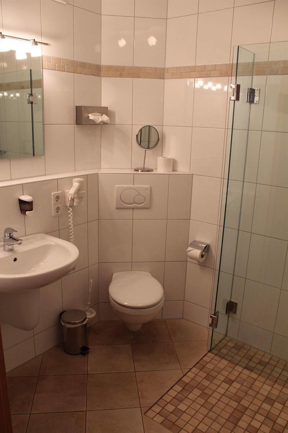 Hotel Ripken Kirchhatten ภายนอก รูปภาพ